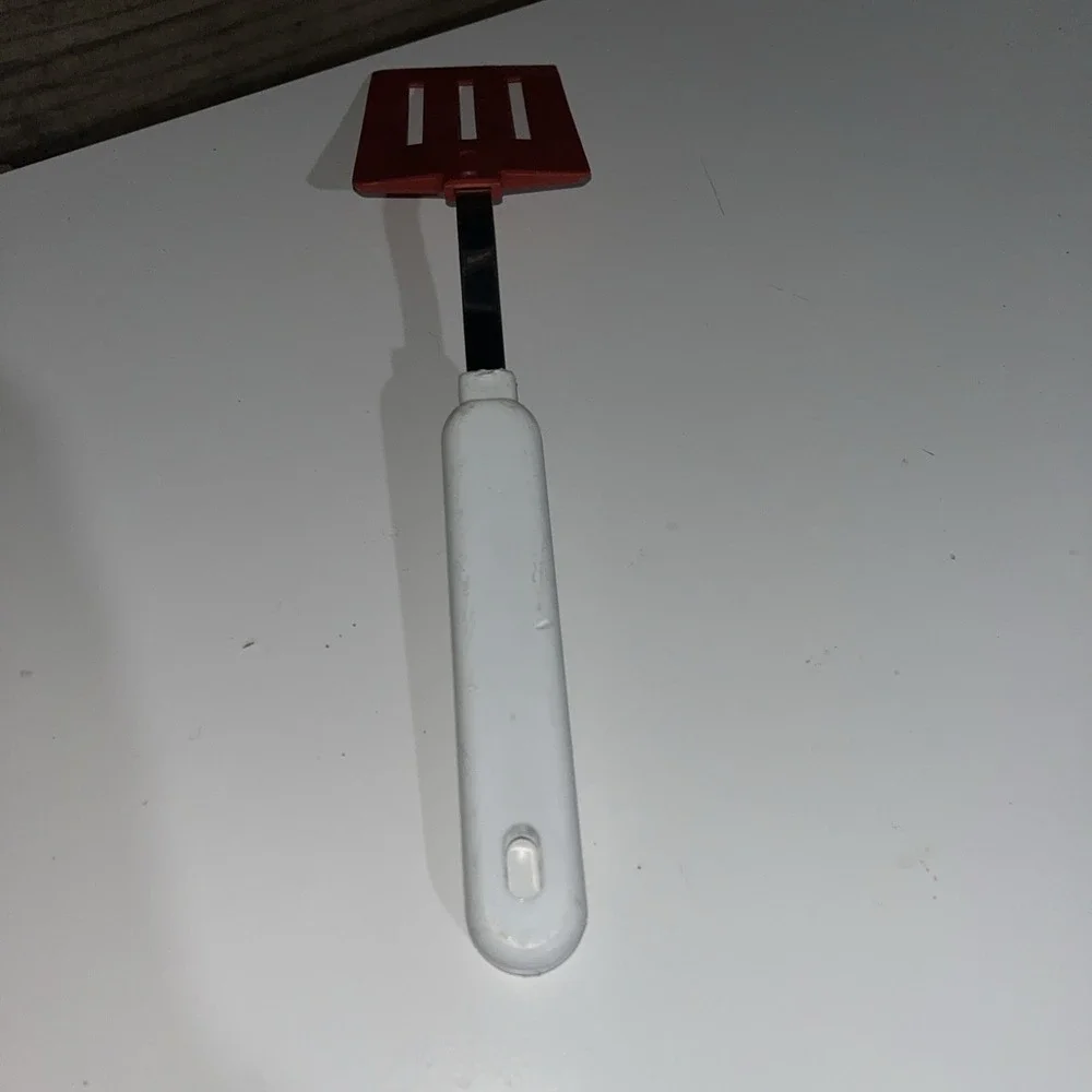 Vintage Slotted Spatula Red Flipper heat resist White Nylon Handle